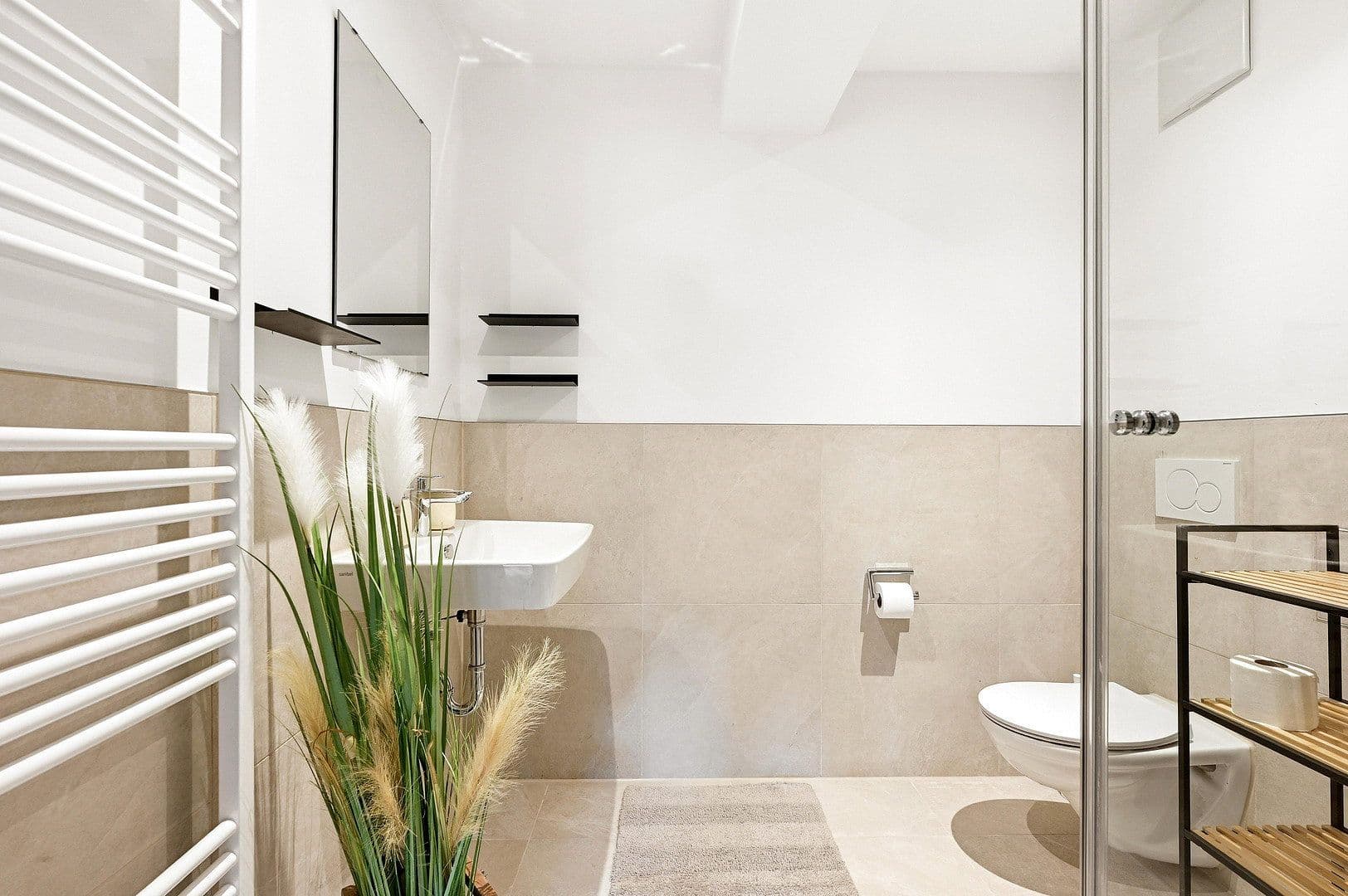 Pronájem bytu 4+1 80 m², Moltkestraße 56, Heilbronn, Bádensko-Württembersko Pronájem bytu 4+1 80 m², Moltkestraße 56, Heilbronn, Bádensko-Württembersko