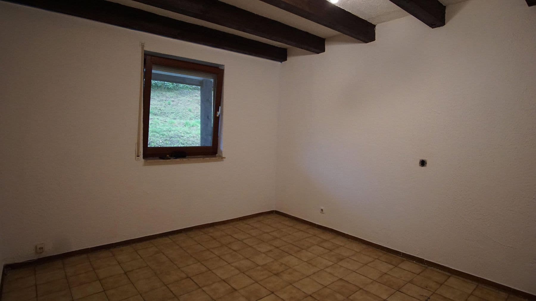 Pronájem bytu 2+1 43 m², Fränkisch-Crumbach, Hessen Pronájem bytu 2+1 43 m², Fränkisch-Crumbach, Hessen