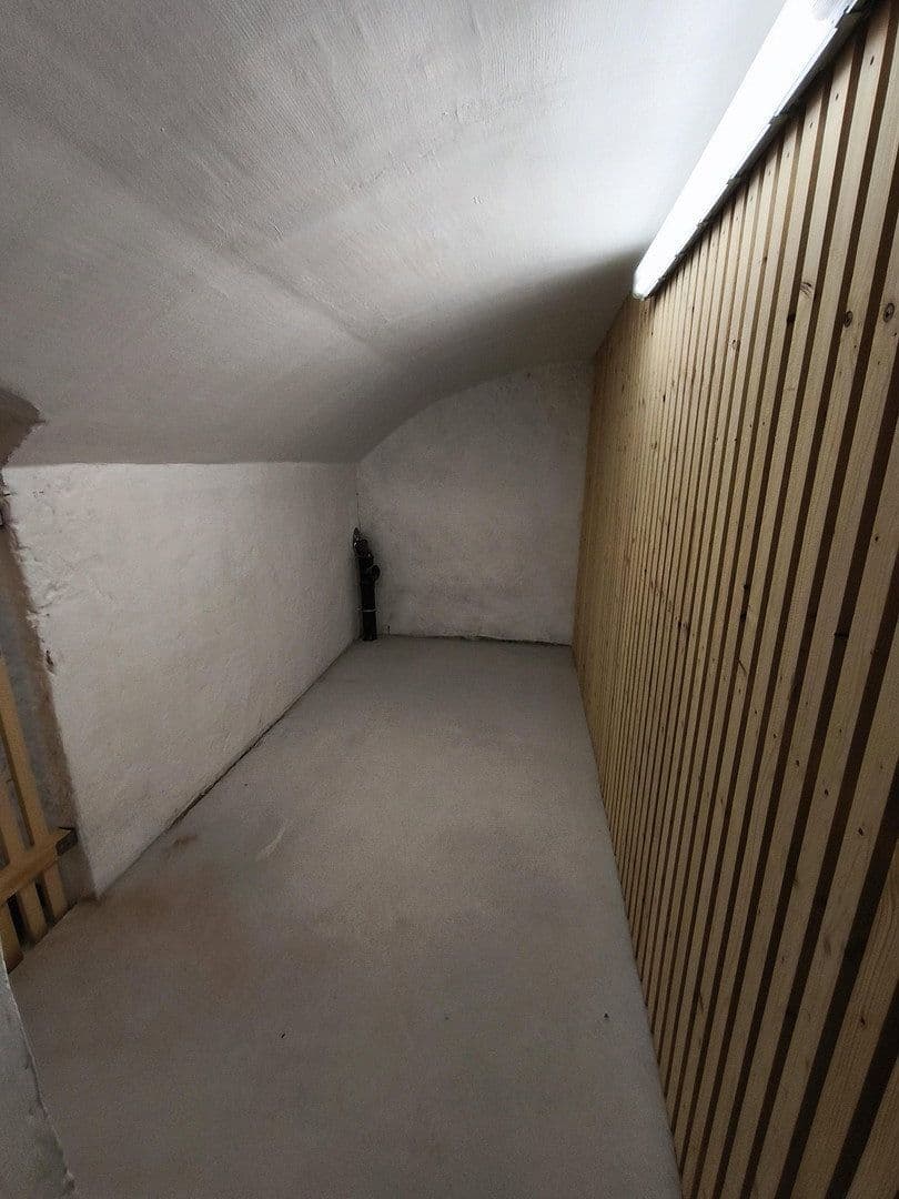 Pronájem bytu 2+1 63 m², Buchrainstraße 49, Frankfurt am Main, Hessen Pronájem bytu 2+1 63 m², Buchrainstraße 49, Frankfurt am Main, Hessen