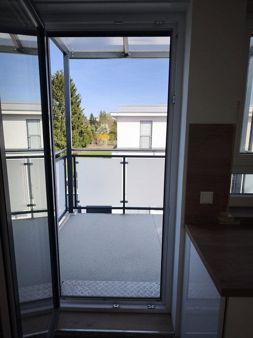 Pronájem bytu 2+1 63 m², Buchrainstraße 49, Frankfurt am Main, Hessen Pronájem bytu 2+1 63 m², Buchrainstraße 49, Frankfurt am Main, Hessen