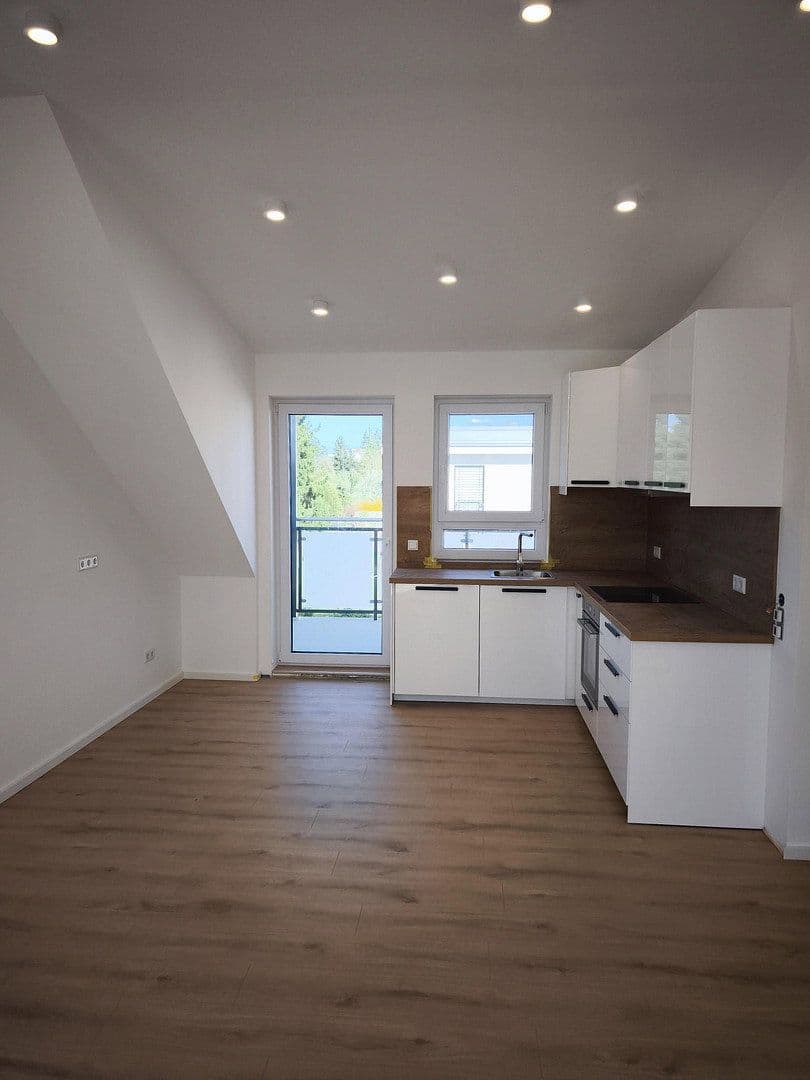 Pronájem bytu 2+1 63 m², Buchrainstraße 49, Frankfurt am Main, Hessen Pronájem bytu 2+1 63 m², Buchrainstraße 49, Frankfurt am Main, Hessen