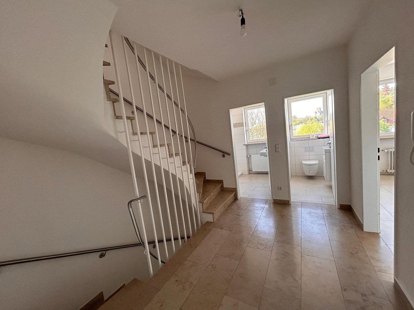 Prodej domu 218 m², pozemek 450 m², Günzburg, Bavorsko Prodej domu 218 m², pozemek 450 m², Günzburg, Bavorsko