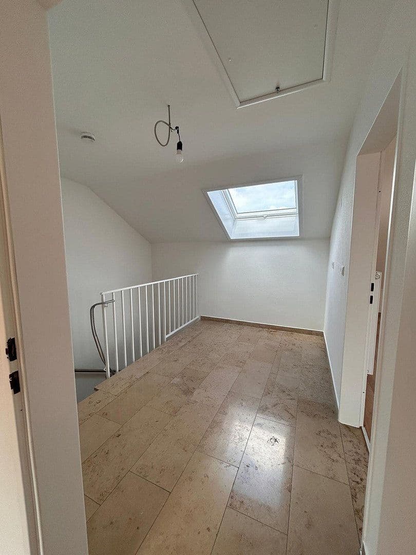Prodej domu 218 m², pozemek 450 m², Günzburg, Bavorsko Prodej domu 218 m², pozemek 450 m², Günzburg, Bavorsko