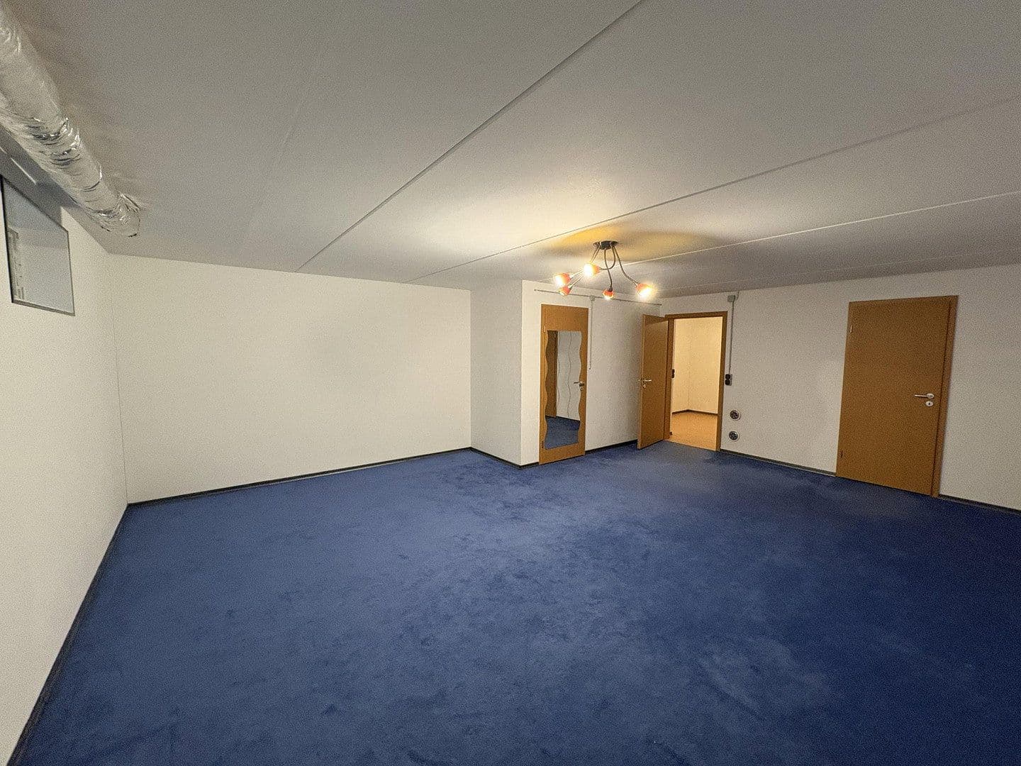 Prodej domu 128 m², pozemek 282 m², Ingolstadt, Bavorsko Prodej domu 128 m², pozemek 282 m², Ingolstadt, Bavorsko