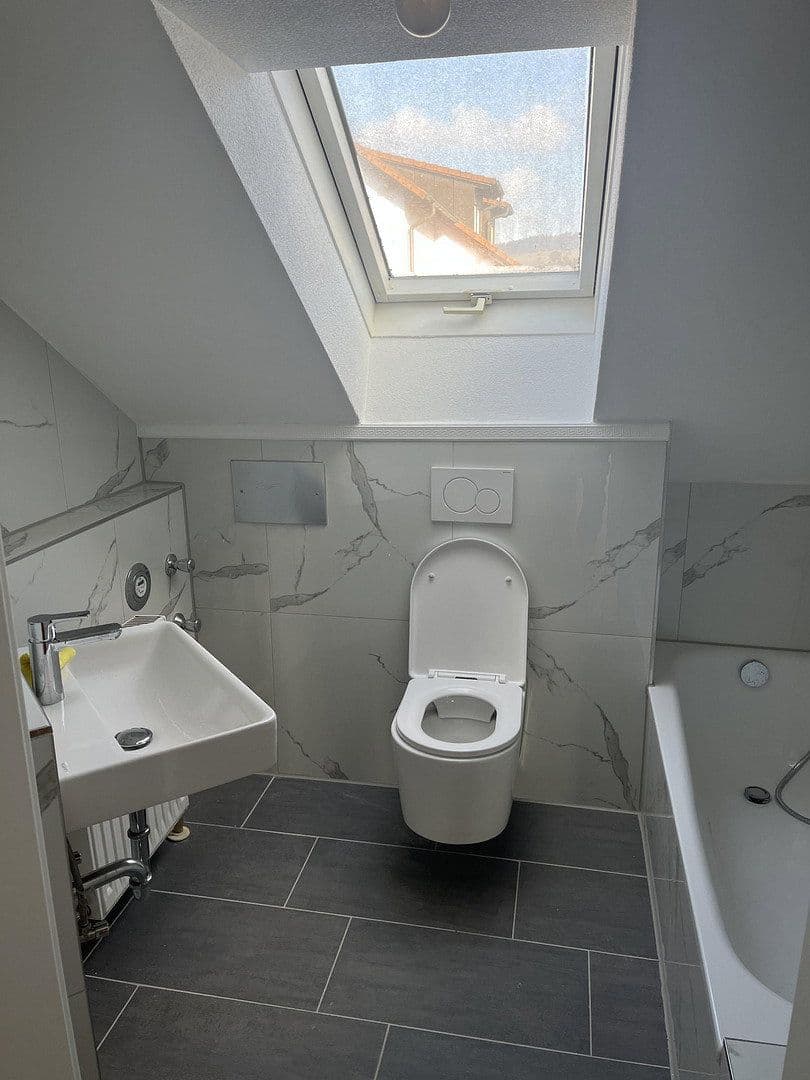Prodej bytu 2+1 46 m², Kleiststraße 11, Oberstenfeld, Bádensko-Württembersko Prodej bytu 2+1 46 m², Kleiststraße 11, Oberstenfeld, Bádensko-Württembersko