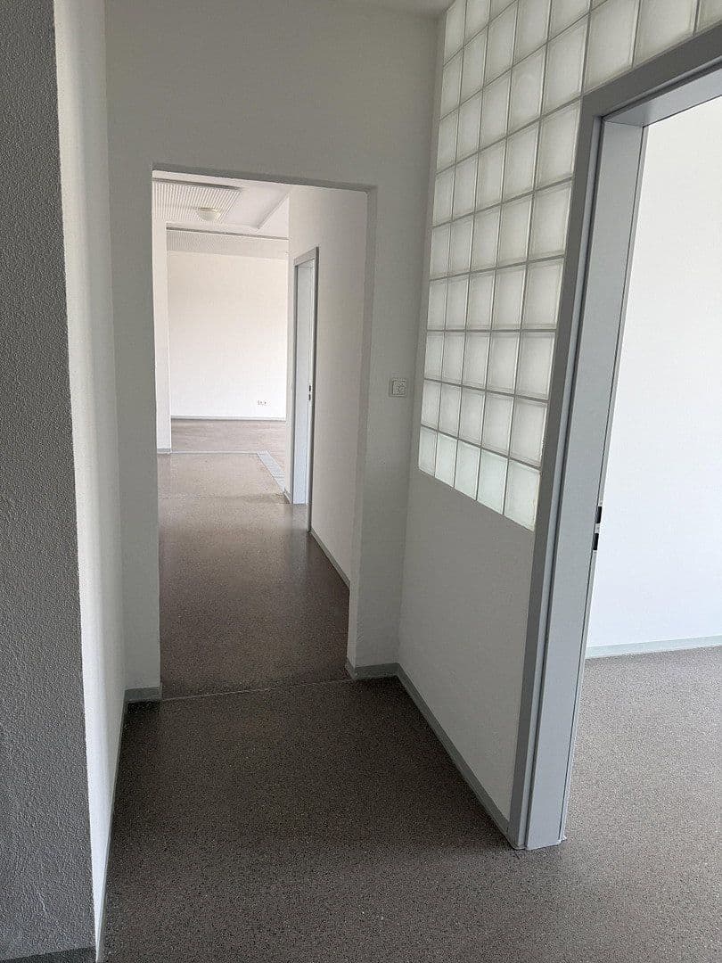 Pronájem bytu 3+kk 90 m², H.-E.-Busse Str. 4, Stockach, Bádensko-Württembersko Pronájem bytu 3+kk 90 m², H.-E.-Busse Str. 4, Stockach, Bádensko-Württembersko
