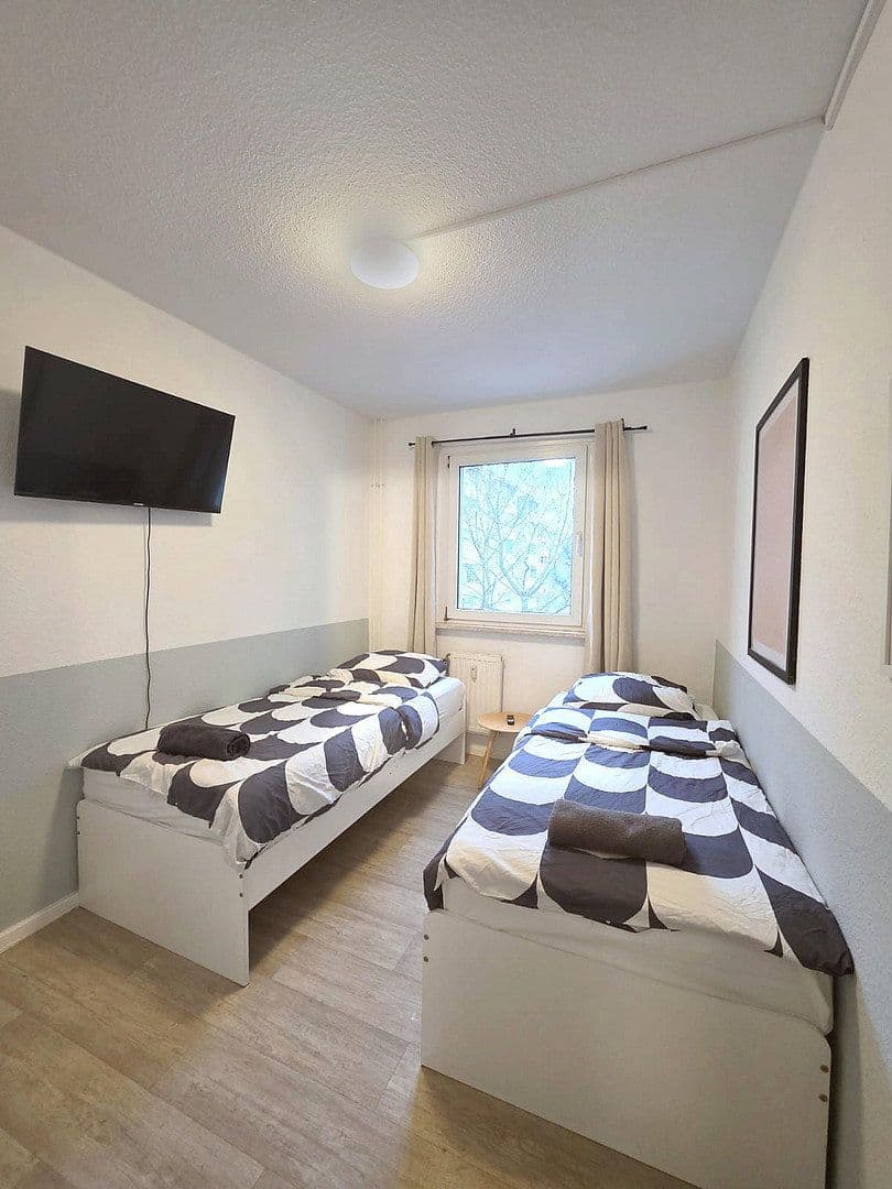 Pronájem bytu 3+1 65 m², Schlosserstraße 15, Halle-Saale, Sasko-Anhaltsko Pronájem bytu 3+1 65 m², Schlosserstraße 15, Halle-Saale, Sasko-Anhaltsko