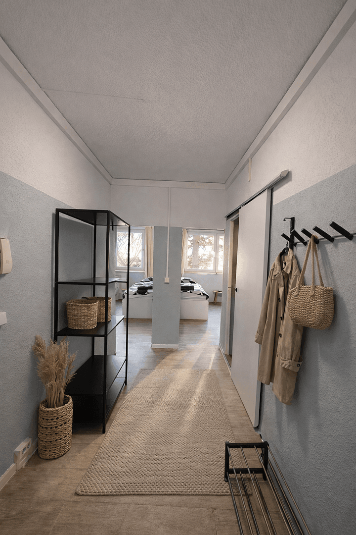Pronájem bytu 3+1 65 m², Schlosserstraße 15, Halle-Saale, Sasko-Anhaltsko Pronájem bytu 3+1 65 m², Schlosserstraße 15, Halle-Saale, Sasko-Anhaltsko