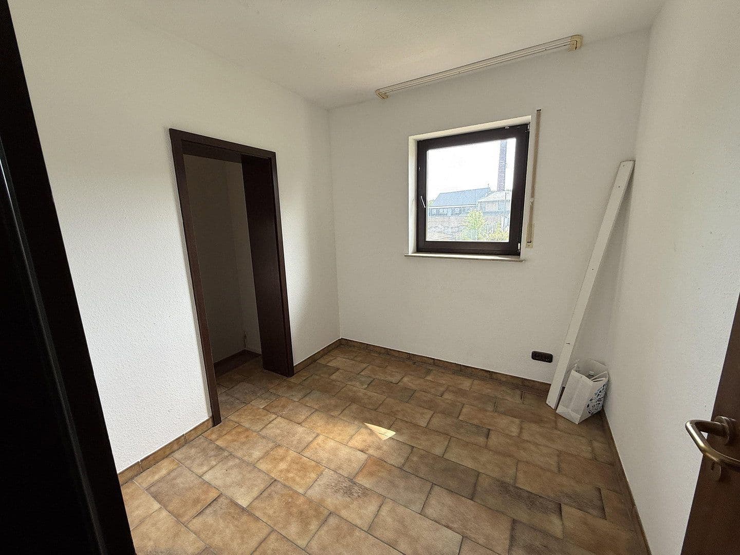 Pronájem domu 255 m², pozemek 1.500 m², Bornwiese 4, Ransbach-Baumbach, Porýní-Falc Pronájem domu 255 m², pozemek 1.500 m², Bornwiese 4, Ransbach-Baumbach, Porýní-Falc