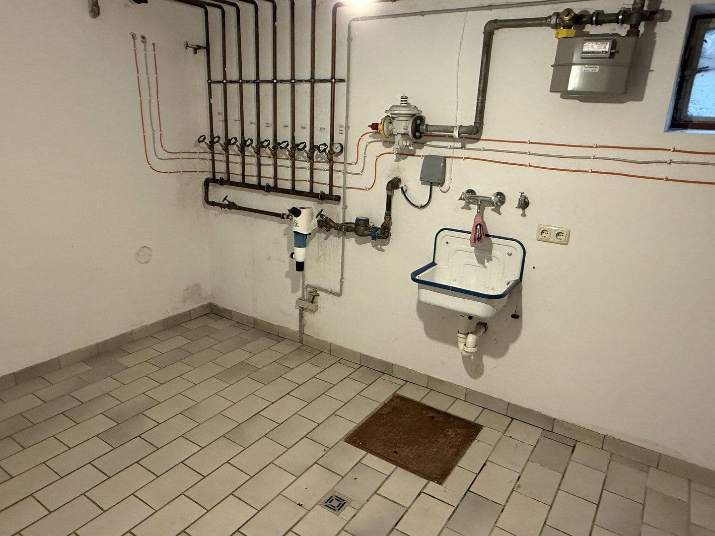 Pronájem domu 255 m², pozemek 1.500 m², Bornwiese 4, Ransbach-Baumbach, Porýní-Falc Pronájem domu 255 m², pozemek 1.500 m², Bornwiese 4, Ransbach-Baumbach, Porýní-Falc