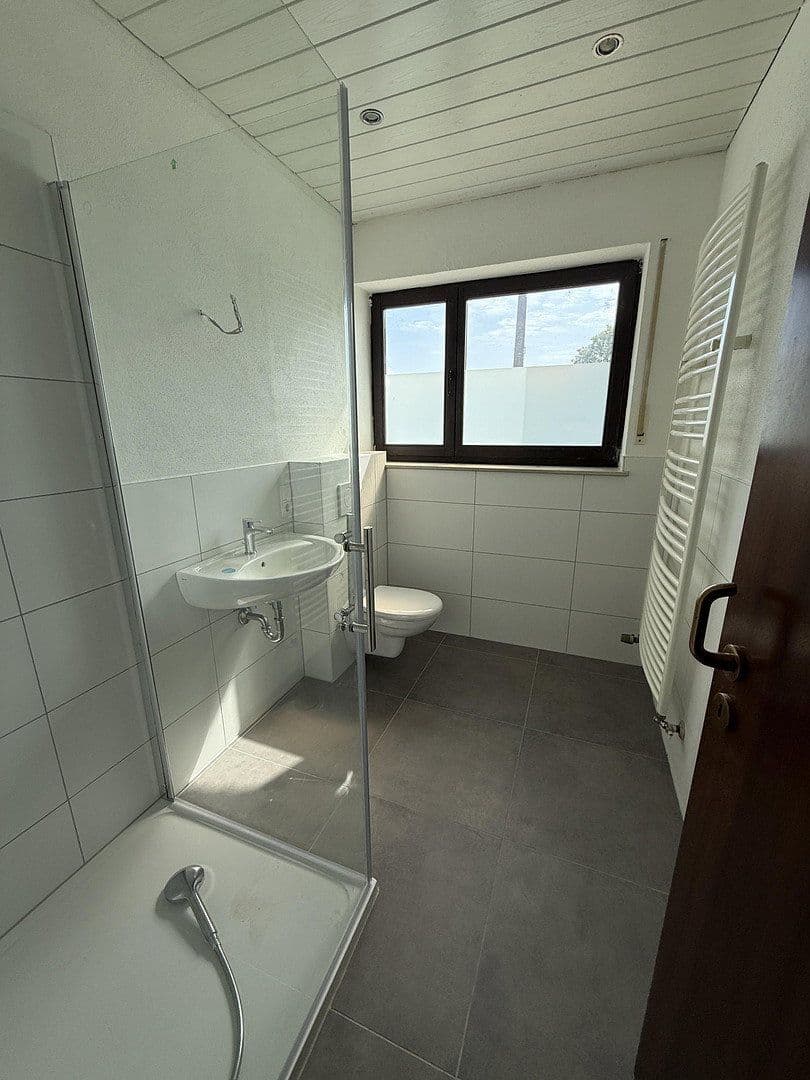 Pronájem domu 255 m², pozemek 1.500 m², Bornwiese 4, Ransbach-Baumbach, Porýní-Falc Pronájem domu 255 m², pozemek 1.500 m², Bornwiese 4, Ransbach-Baumbach, Porýní-Falc