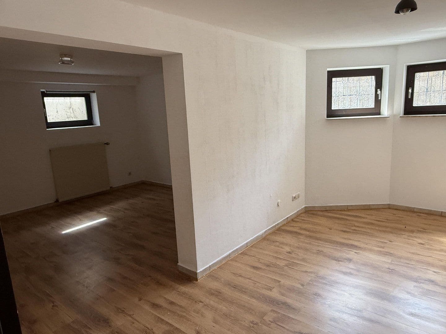 Pronájem domu 255 m², pozemek 1.500 m², Bornwiese 4, Ransbach-Baumbach, Porýní-Falc Pronájem domu 255 m², pozemek 1.500 m², Bornwiese 4, Ransbach-Baumbach, Porýní-Falc