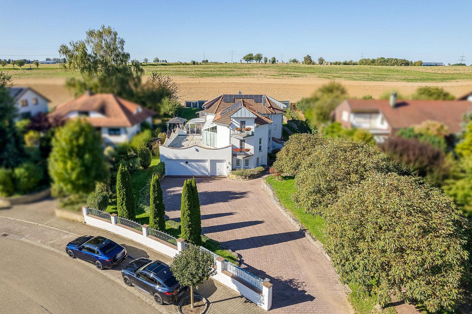 Prodej domu 408 m², pozemek 1.470 m², Eppingen, Bádensko-Württembersko Prodej domu 408 m², pozemek 1.470 m², Eppingen, Bádensko-Württembersko