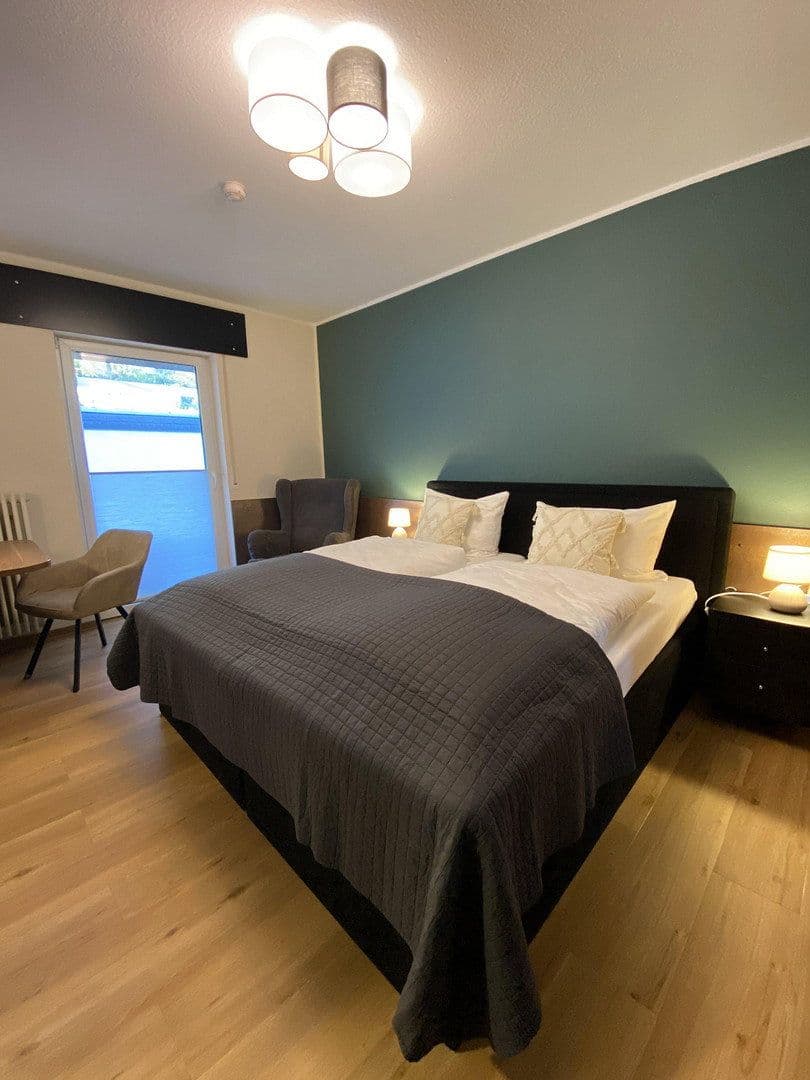 Prodej nebytového prostoru 3.500 m², Udostr. 72-74, Trier, Porýní-Falc Prodej nebytového prostoru 3.500 m², Udostr. 72-74, Trier, Porýní-Falc