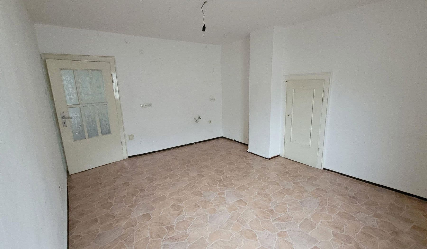 Prodej domu 180 m², pozemek 920 m², Marktleugast, Bavorsko Prodej domu 180 m², pozemek 920 m², Marktleugast, Bavorsko