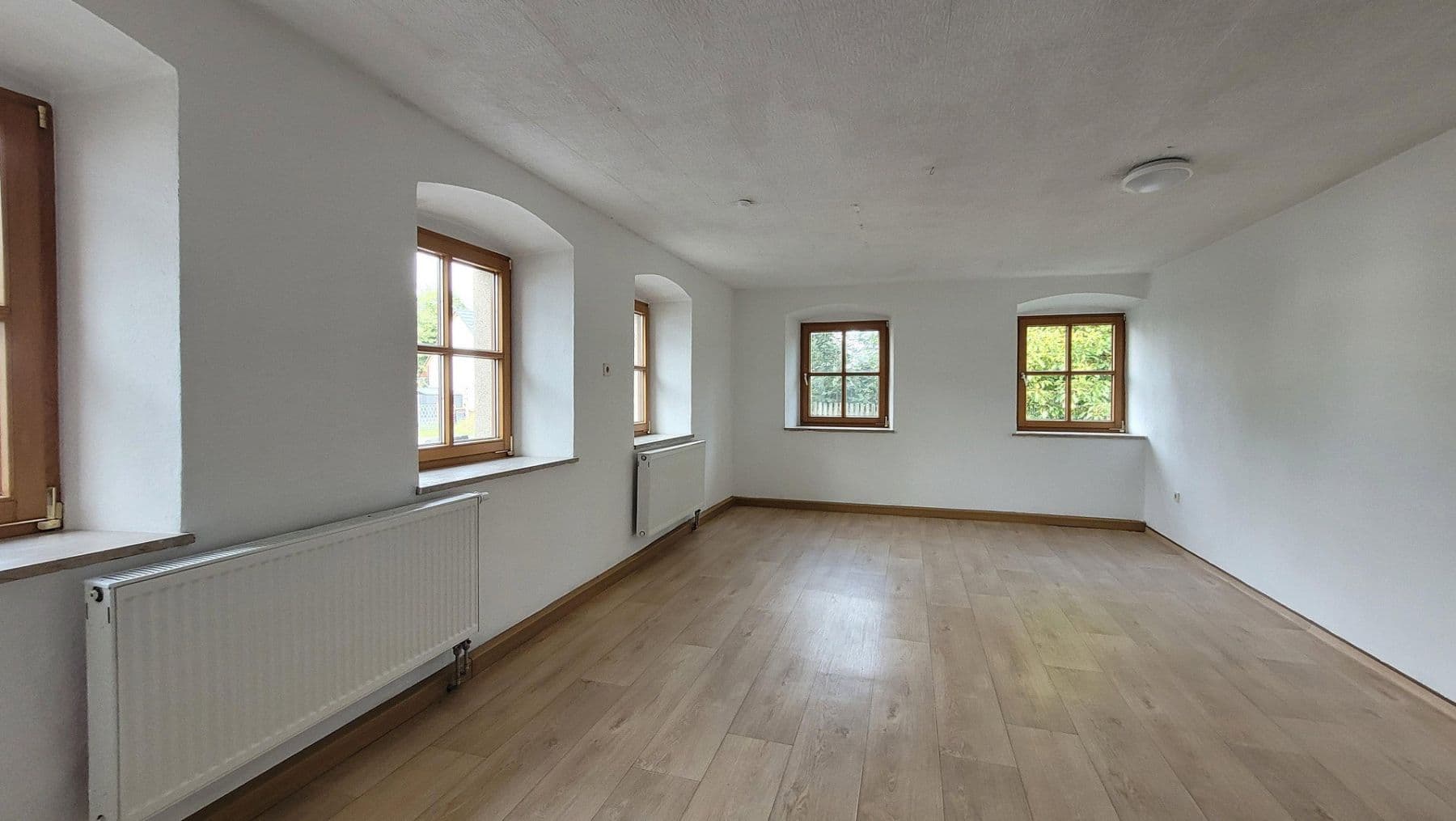 Prodej domu 180 m², pozemek 920 m², Marktleugast, Bavorsko Prodej domu 180 m², pozemek 920 m², Marktleugast, Bavorsko