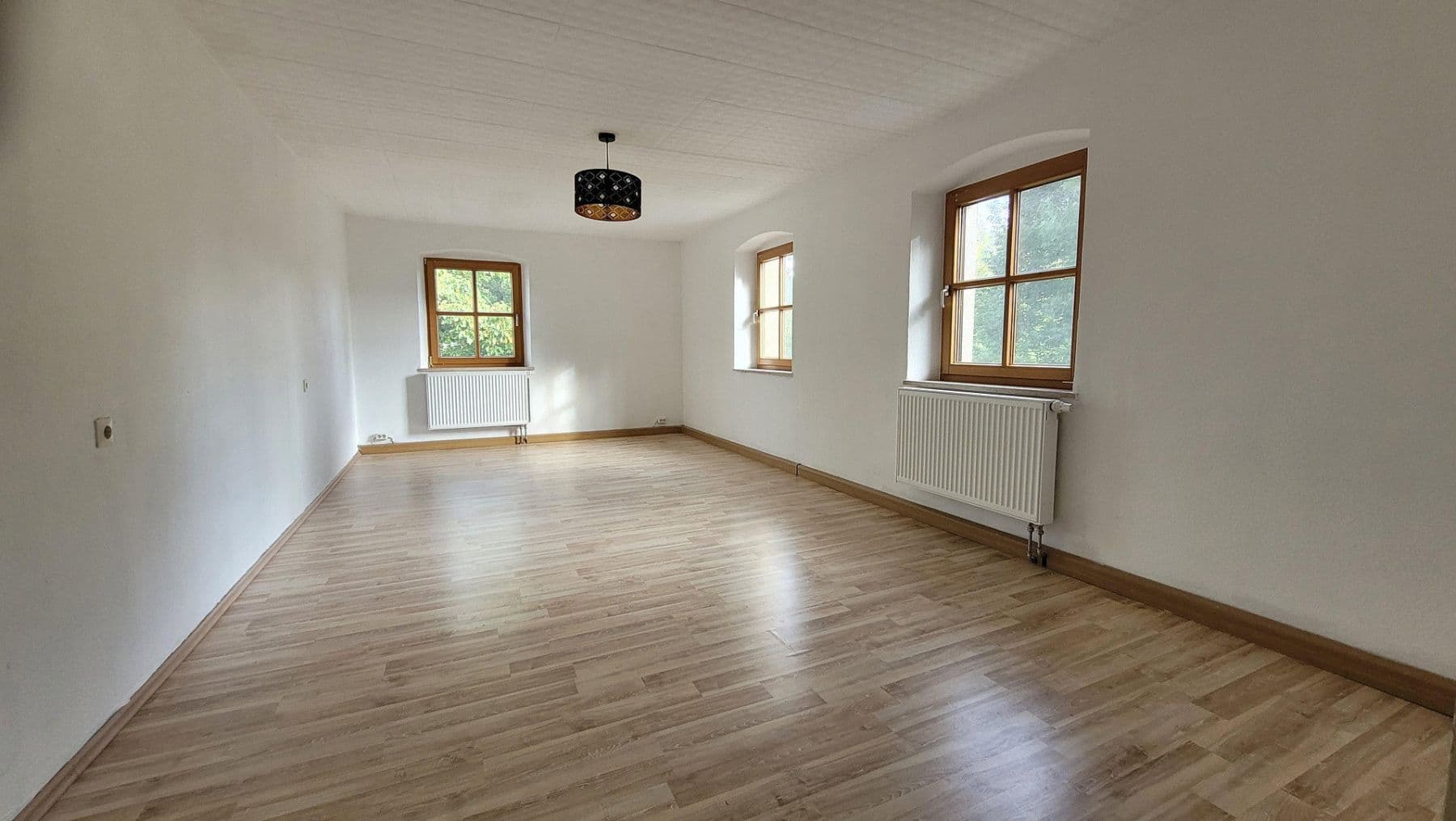 Prodej domu 180 m², pozemek 920 m², Marktleugast, Bavorsko Prodej domu 180 m², pozemek 920 m², Marktleugast, Bavorsko