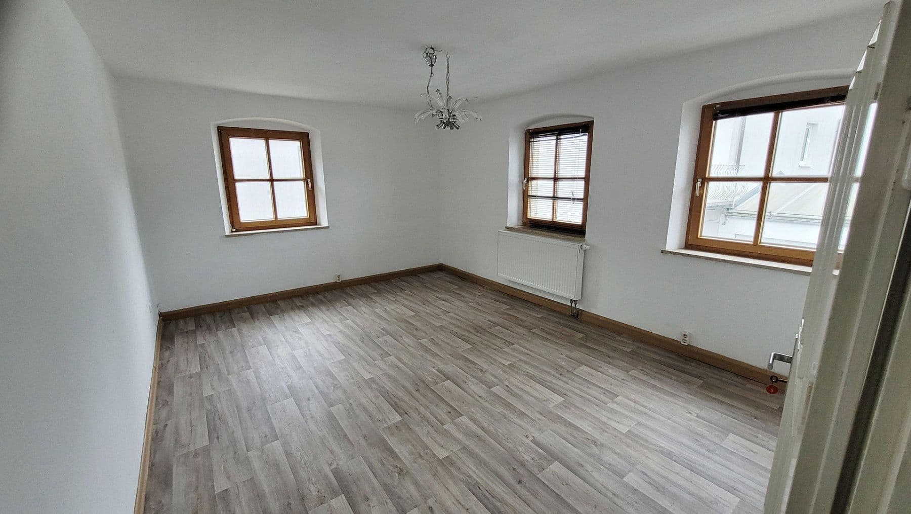 Prodej domu 180 m², pozemek 920 m², Marktleugast, Bavorsko Prodej domu 180 m², pozemek 920 m², Marktleugast, Bavorsko