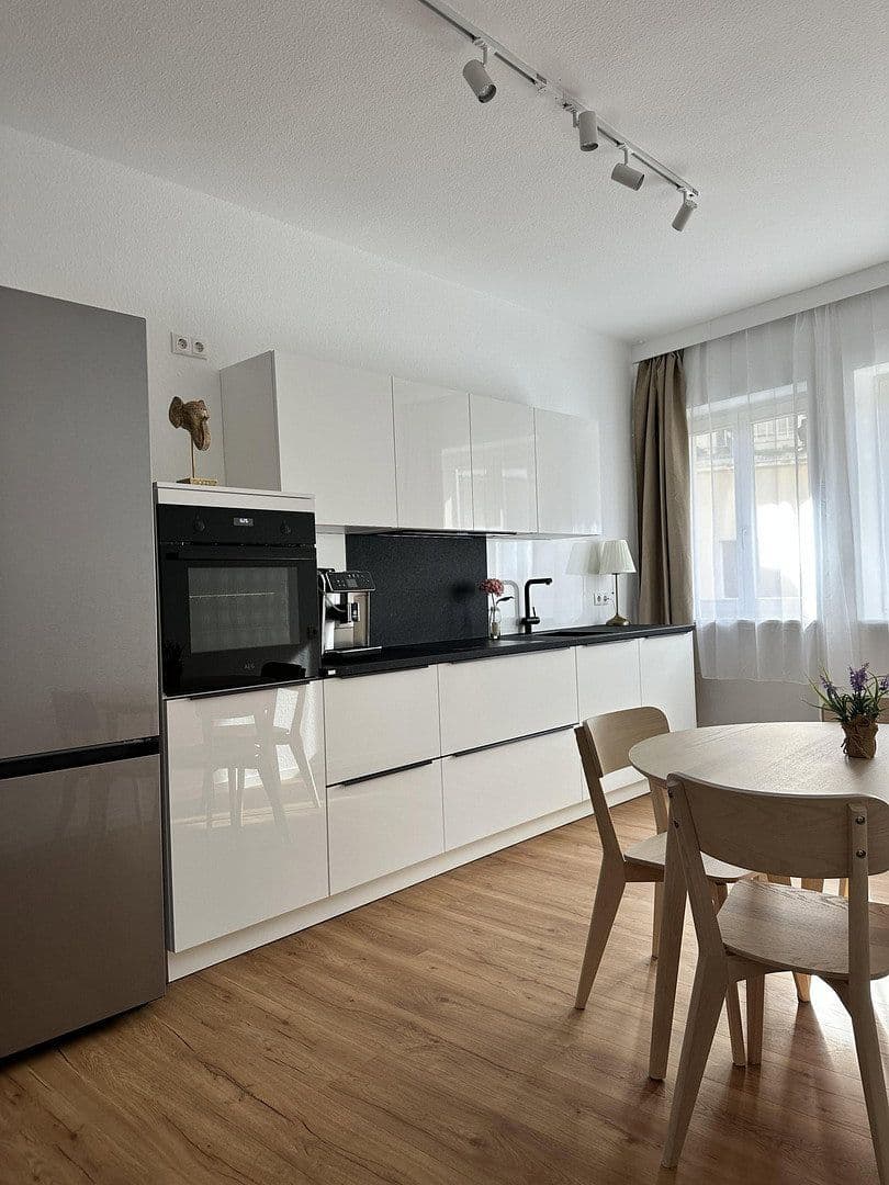 Pronájem bytu 2+kk 72 m², Wuerzburg, Bavorsko Pronájem bytu 2+kk 72 m², Wuerzburg, Bavorsko