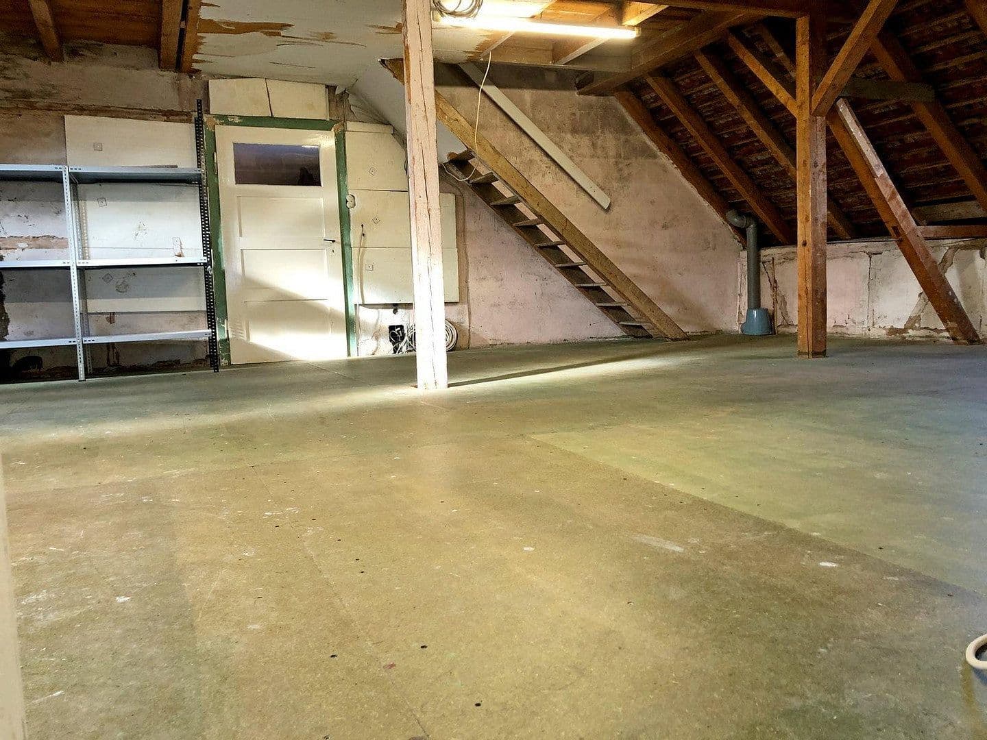 Prodej domu 193 m², pozemek 236 m², Pliezhausen, Bádensko-Württembersko Prodej domu 193 m², pozemek 236 m², Pliezhausen, Bádensko-Württembersko