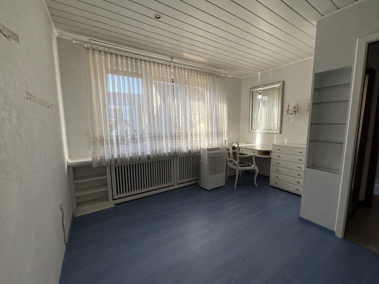 Prodej domu 136 m², pozemek 386 m², Ernst-Reuter-Str. 32, Hürth, Severní Porýní-Vestfálsko Prodej domu 136 m², pozemek 386 m², Ernst-Reuter-Str. 32, Hürth, Severní Porýní-Vestfálsko