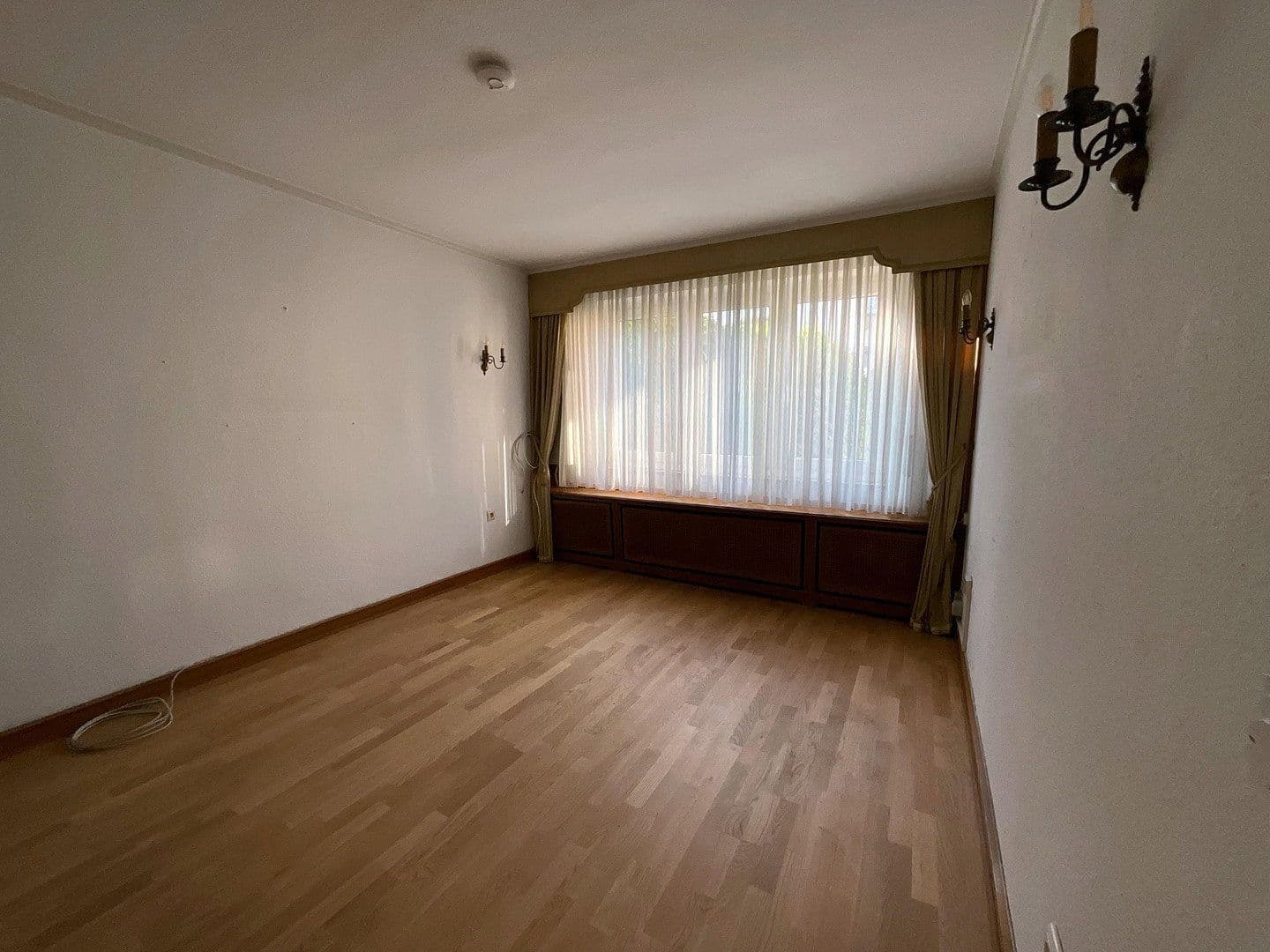 Prodej domu 136 m², pozemek 386 m², Ernst-Reuter-Str. 32, Hürth, Severní Porýní-Vestfálsko Prodej domu 136 m², pozemek 386 m², Ernst-Reuter-Str. 32, Hürth, Severní Porýní-Vestfálsko