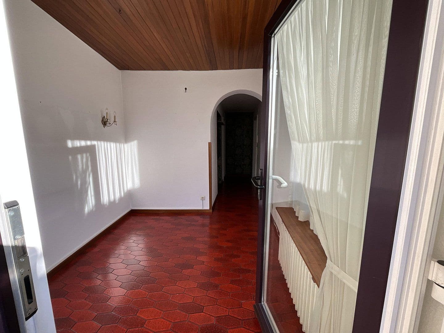 Prodej domu 136 m², pozemek 386 m², Ernst-Reuter-Str. 32, Hürth, Severní Porýní-Vestfálsko Prodej domu 136 m², pozemek 386 m², Ernst-Reuter-Str. 32, Hürth, Severní Porýní-Vestfálsko