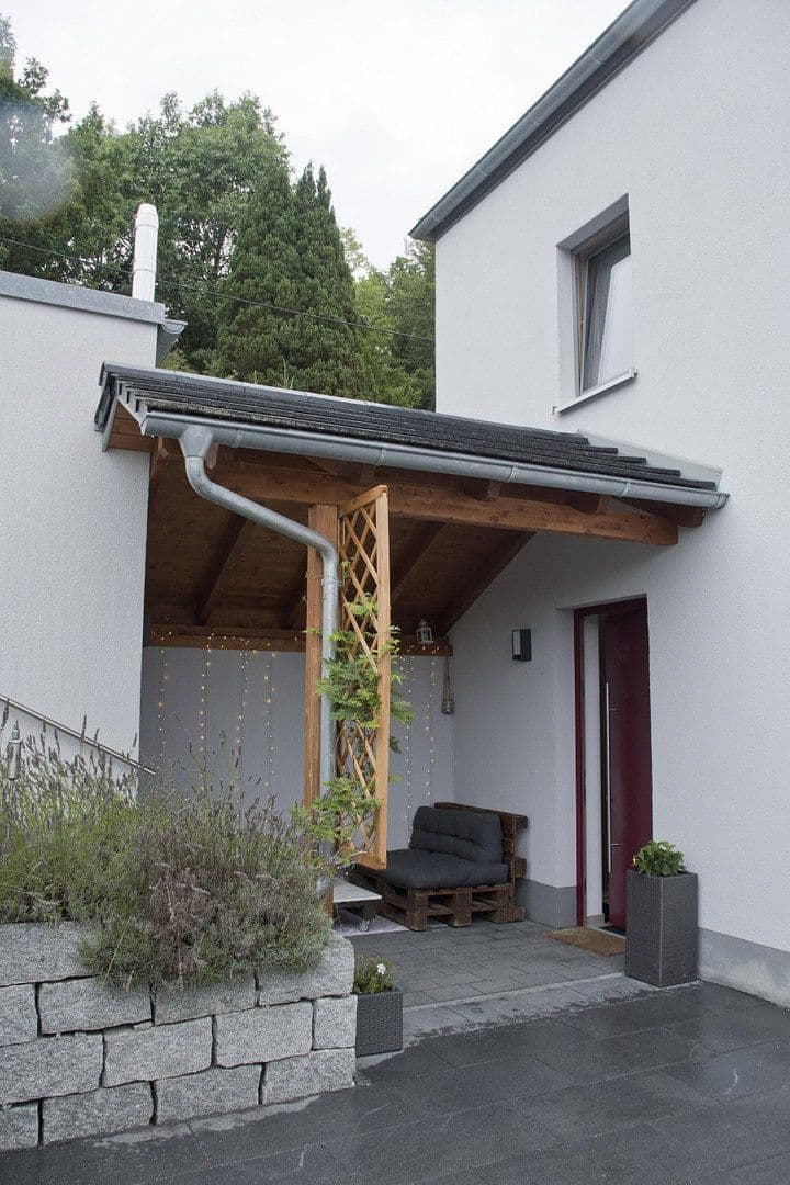 Prodej domu 204 m², pozemek 928 m², Kaffeeberg 32, Gablingen, Bavorsko Prodej domu 204 m², pozemek 928 m², Kaffeeberg 32, Gablingen, Bavorsko