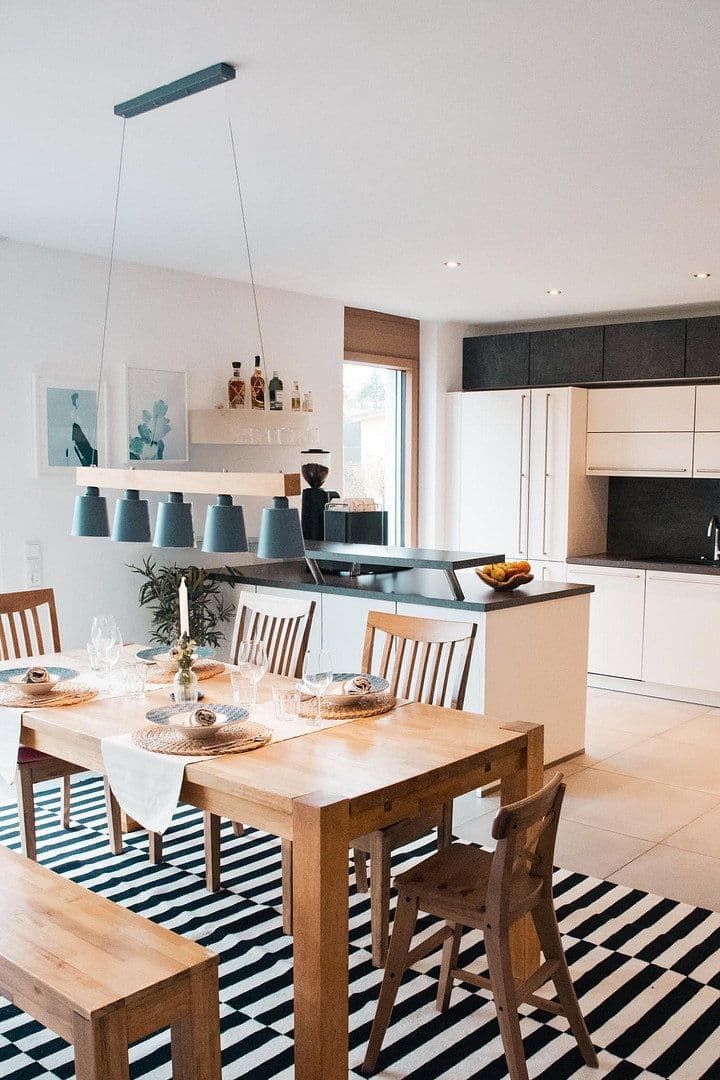 Prodej domu 204 m², pozemek 928 m², Kaffeeberg 32, Gablingen, Bavorsko Prodej domu 204 m², pozemek 928 m², Kaffeeberg 32, Gablingen, Bavorsko