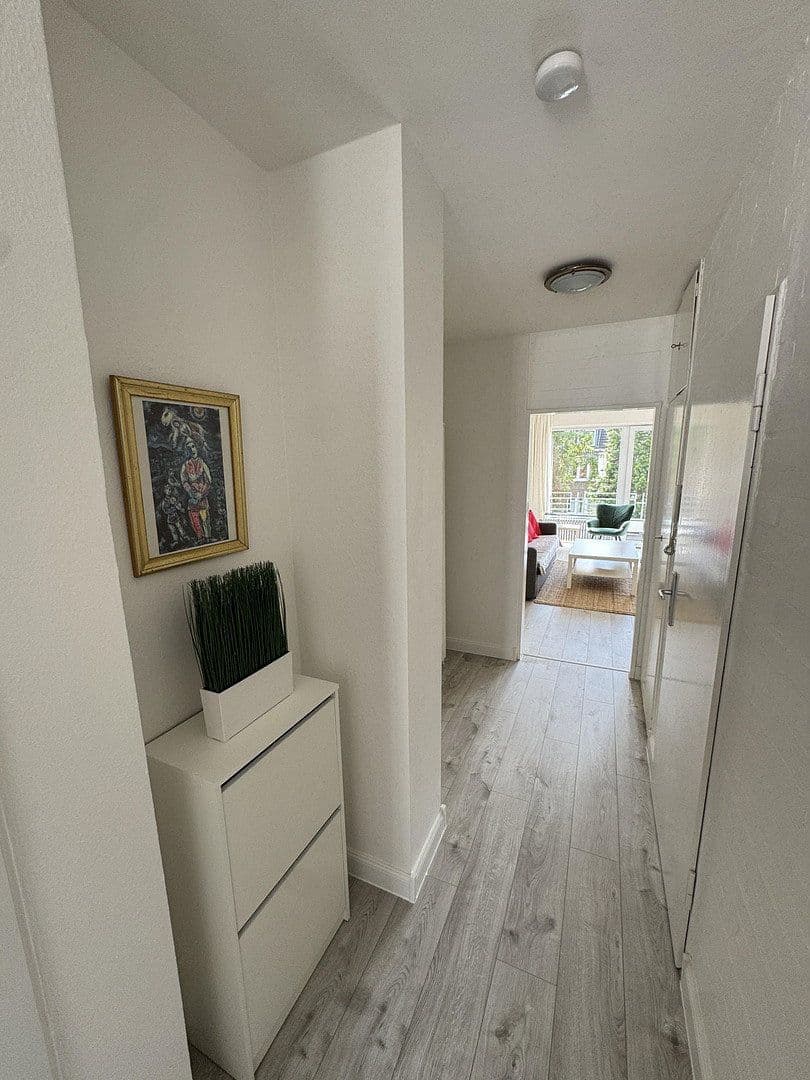 Pronájem bytu 1+1 30 m², Ritterstraße 21, Düsseldorf, Severní Porýní-Vestfálsko Pronájem bytu 1+1 30 m², Ritterstraße 21, Düsseldorf, Severní Porýní-Vestfálsko