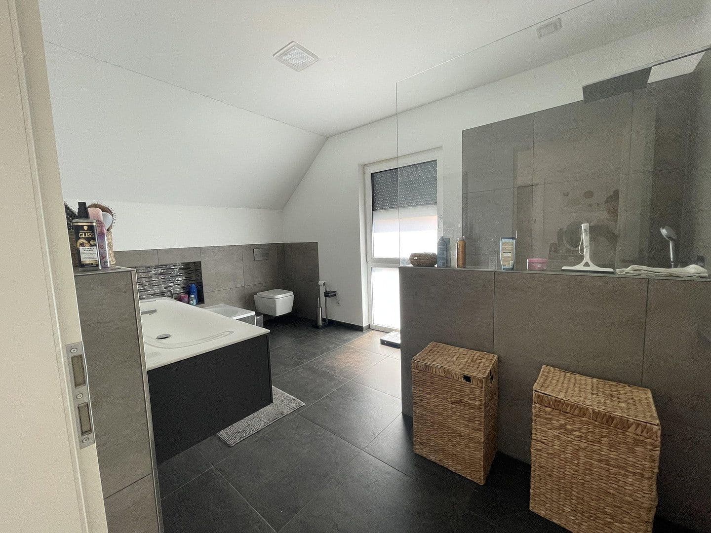 Prodej domu 150 m², pozemek 624 m², Harthausen, Porýní-Falc Prodej domu 150 m², pozemek 624 m², Harthausen, Porýní-Falc
