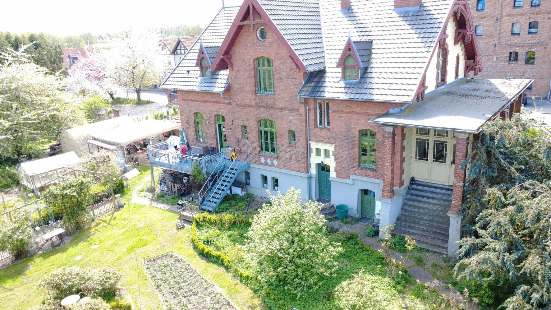 Prodej domu 489 m², pozemek 8.135 m², Bützow, Mecklenburg-Vorpommern Prodej domu 489 m², pozemek 8.135 m², Bützow, Mecklenburg-Vorpommern