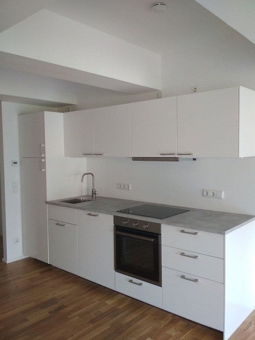 Pronájem bytu 1+1 46 m², Alexanderstrasse, Frankfurt am Main, Hessen Pronájem bytu 1+1 46 m², Alexanderstrasse, Frankfurt am Main, Hessen