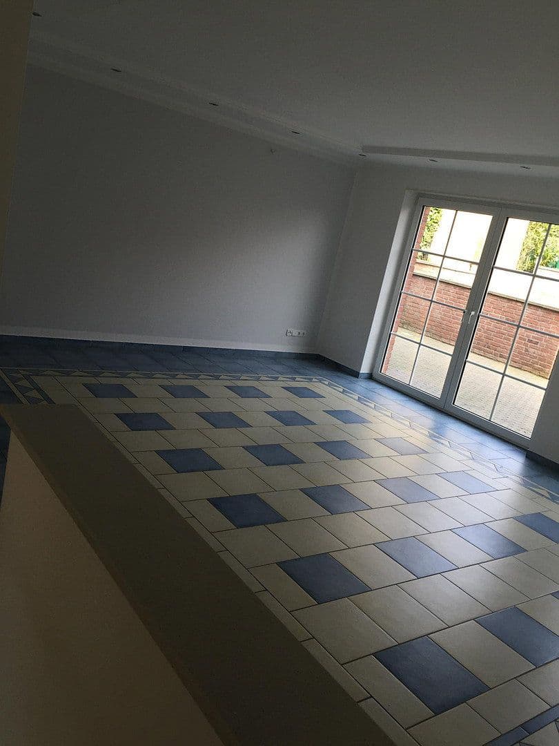 Prodej domu 113 m², pozemek 286 m², Am Waldrand 43, Hückelhoven, Severní Porýní-Vestfálsko Prodej domu 113 m², pozemek 286 m², Am Waldrand 43, Hückelhoven, Severní Porýní-Vestfálsko
