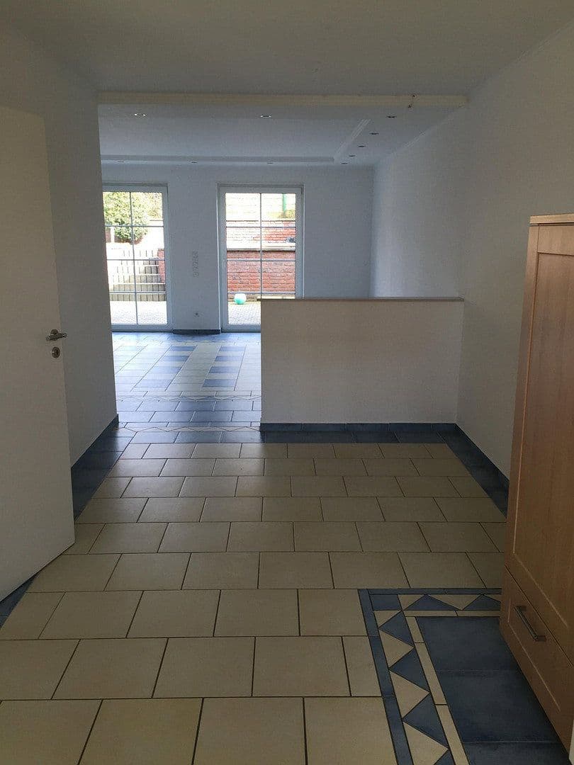 Prodej domu 113 m², pozemek 286 m², Am Waldrand 43, Hückelhoven, Severní Porýní-Vestfálsko Prodej domu 113 m², pozemek 286 m², Am Waldrand 43, Hückelhoven, Severní Porýní-Vestfálsko