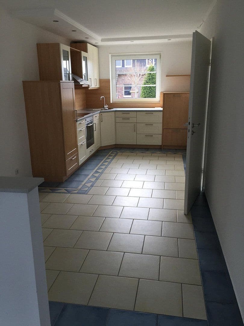 Prodej domu 113 m², pozemek 286 m², Am Waldrand 43, Hückelhoven, Severní Porýní-Vestfálsko Prodej domu 113 m², pozemek 286 m², Am Waldrand 43, Hückelhoven, Severní Porýní-Vestfálsko