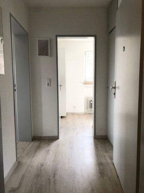 Pronájem bytu 2+1 55 m², Waldshut-Tiengen, Bádensko-Württembersko Pronájem bytu 2+1 55 m², Waldshut-Tiengen, Bádensko-Württembersko