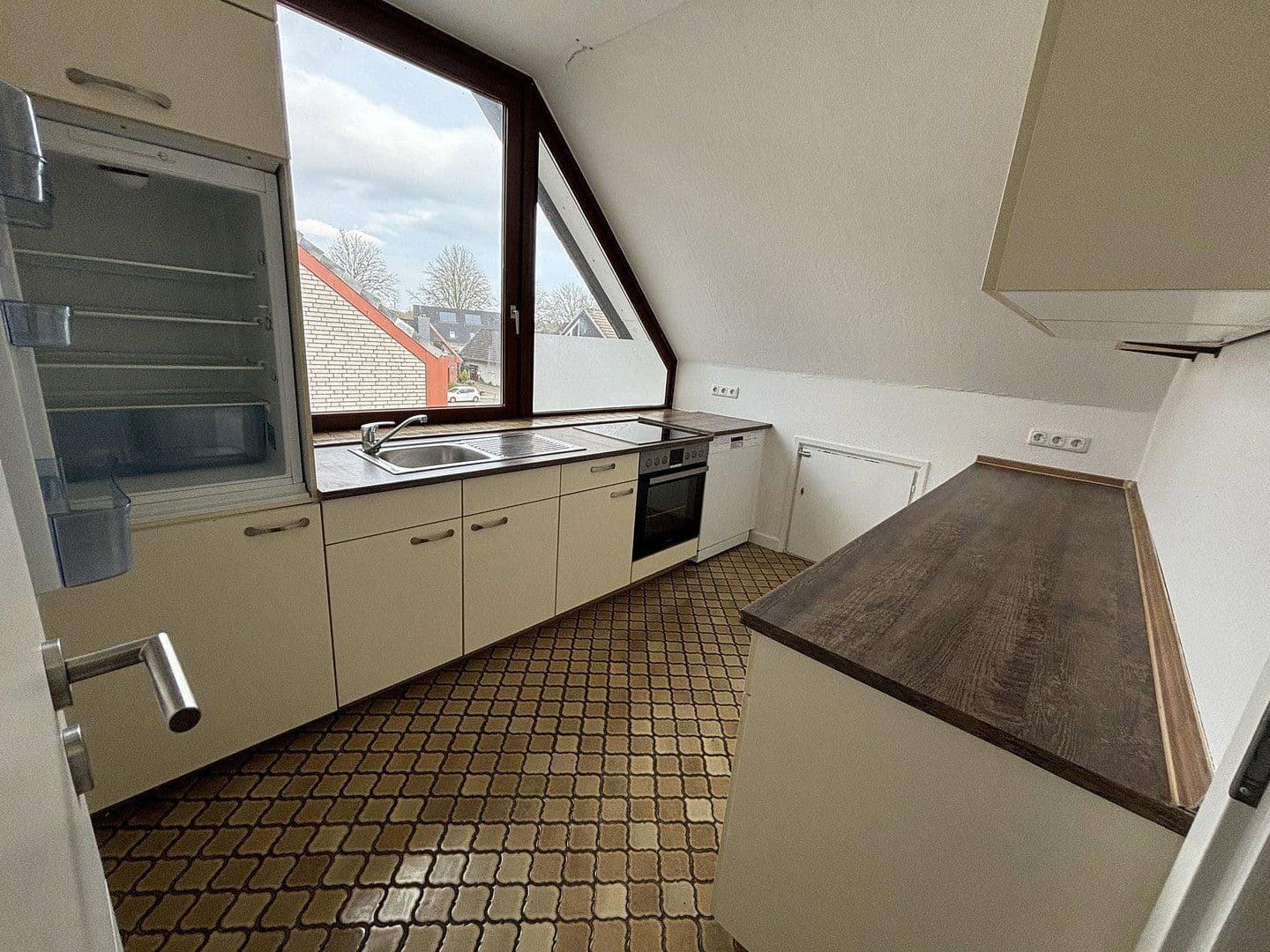 Pronájem bytu 2+1 73 m², Mariental 14, Stockelsdorf, Šlesvicko-Holštýnsko Pronájem bytu 2+1 73 m², Mariental 14, Stockelsdorf, Šlesvicko-Holštýnsko