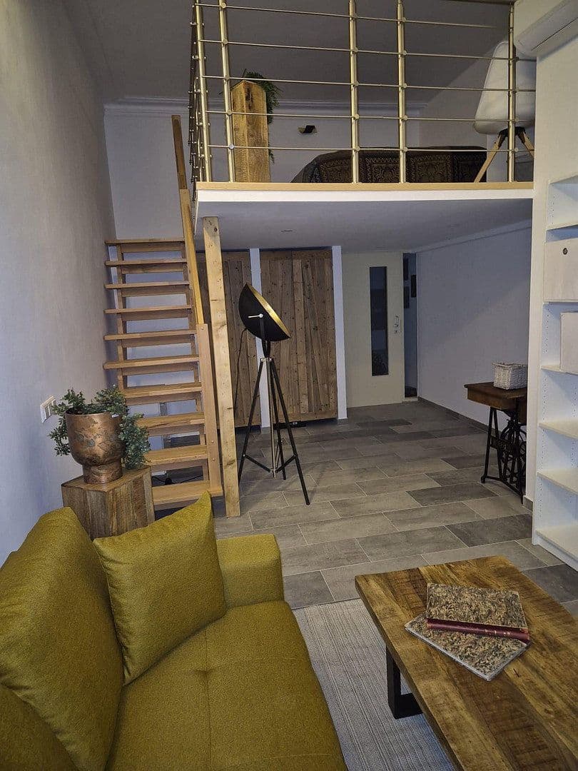Pronájem bytu 2+1 55 m², Karlsruhe, Bádensko-Württembersko Pronájem bytu 2+1 55 m², Karlsruhe, Bádensko-Württembersko