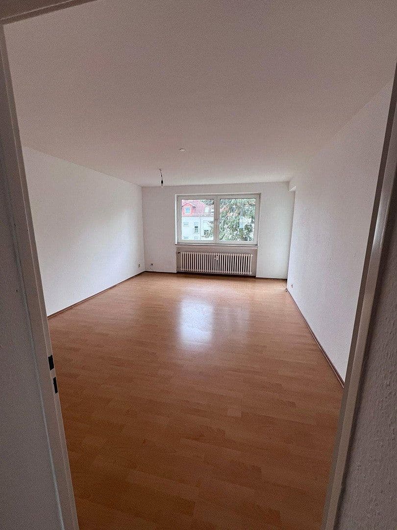 Pronájem bytu 3+1 70 m², Leibnizstr. 41, Heusenstamm, Hessen Pronájem bytu 3+1 70 m², Leibnizstr. 41, Heusenstamm, Hessen