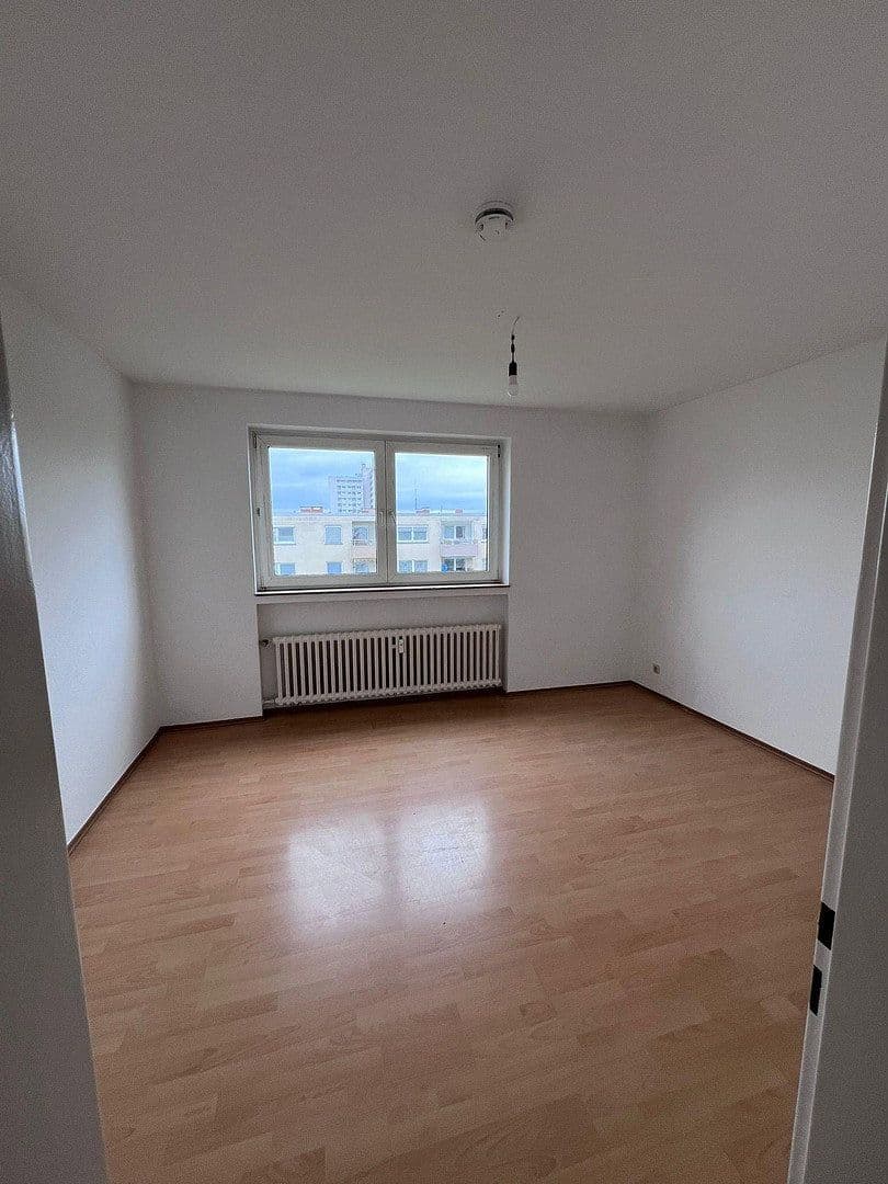 Pronájem bytu 3+1 70 m², Leibnizstr. 41, Heusenstamm, Hessen Pronájem bytu 3+1 70 m², Leibnizstr. 41, Heusenstamm, Hessen