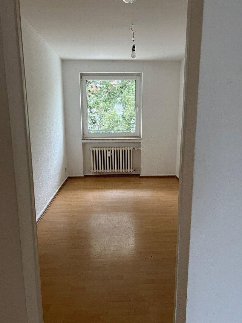 Pronájem bytu 3+1 70 m², Leibnizstr. 41, Heusenstamm, Hessen Pronájem bytu 3+1 70 m², Leibnizstr. 41, Heusenstamm, Hessen