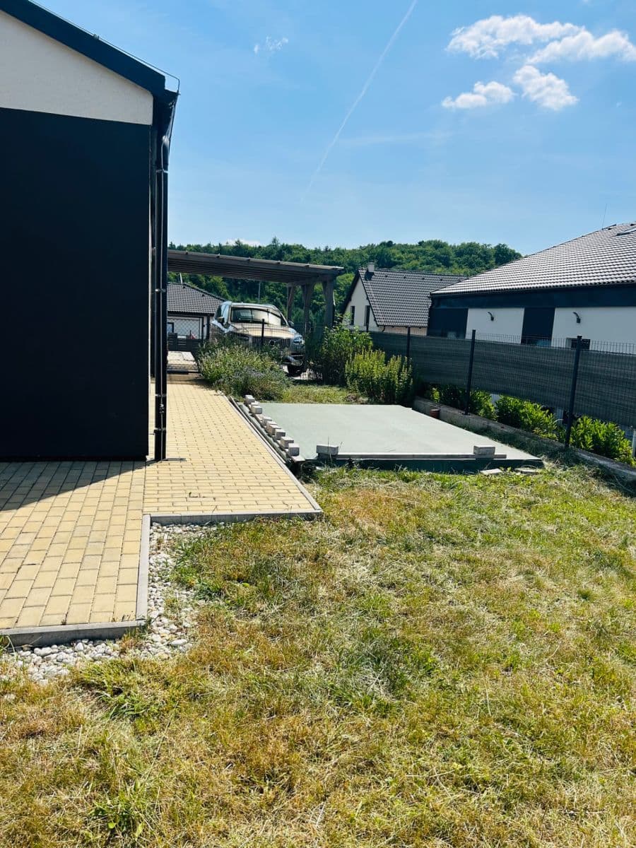 Prodej domu 100 m², pozemek 321 m², K Rondelu, Nová Ves pod Pleší, Středočeský kraj Prodej domu 100 m², pozemek 321 m², K Rondelu, Nová Ves pod Pleší, Středočeský kraj