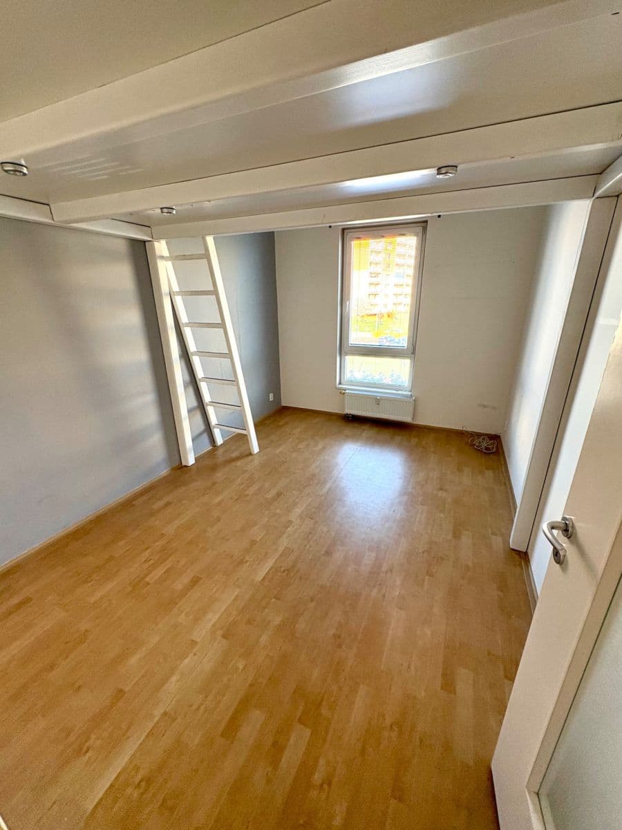 Pronájem bytu 3+kk 58 m², Okružní, Roudnice nad Labem, Ústecký kraj Pronájem bytu 3+kk 58 m², Okružní, Roudnice nad Labem, Ústecký kraj