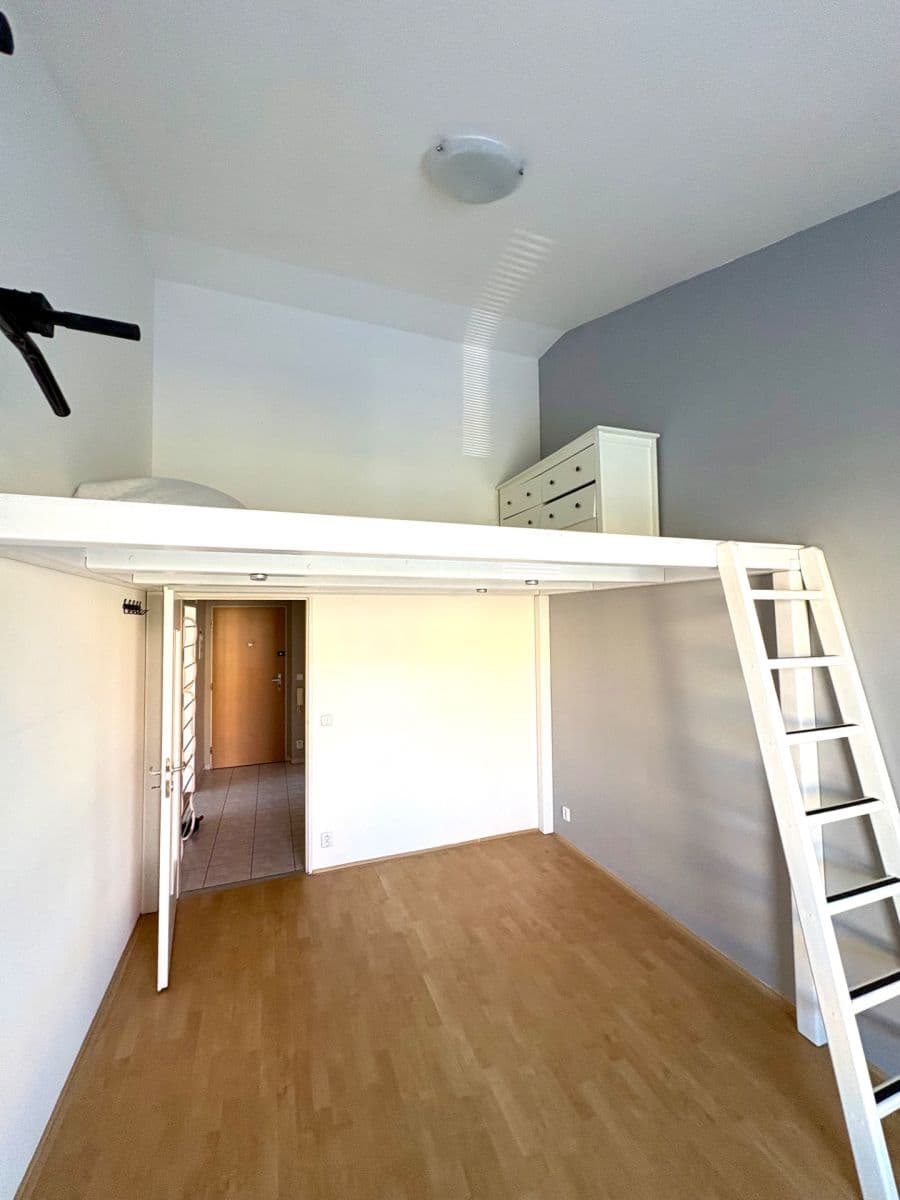 Pronájem bytu 3+kk 58 m², Okružní, Roudnice nad Labem, Ústecký kraj Pronájem bytu 3+kk 58 m², Okružní, Roudnice nad Labem, Ústecký kraj
