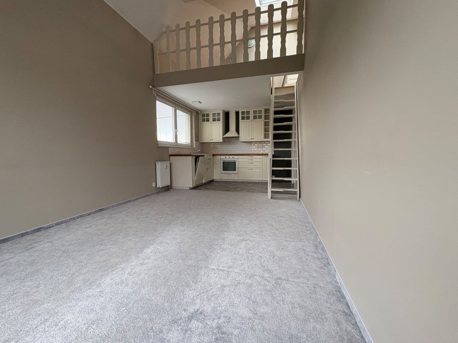 Pronájem bytu 3+kk 58 m², Okružní, Roudnice nad Labem, Ústecký kraj Pronájem bytu 3+kk 58 m², Okružní, Roudnice nad Labem, Ústecký kraj