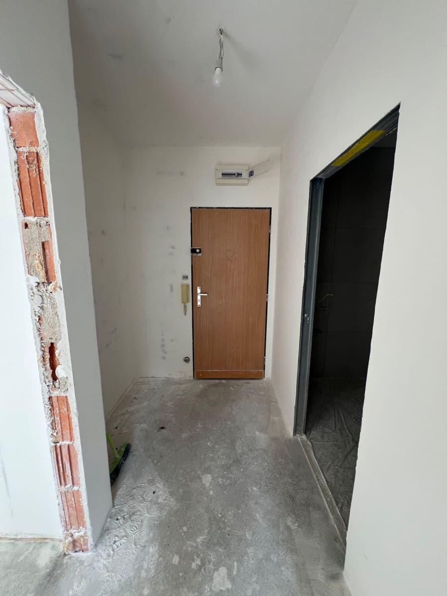 Prodej bytu 2+kk 46 m², Werichova, Praha, Praha Prodej bytu 2+kk 46 m², Werichova, Praha, Praha