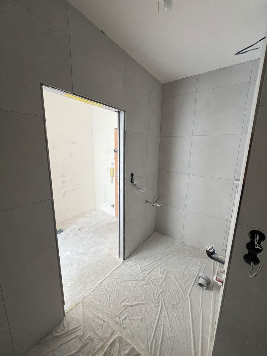 Prodej bytu 2+kk 46 m², Werichova, Praha, Praha Prodej bytu 2+kk 46 m², Werichova, Praha, Praha