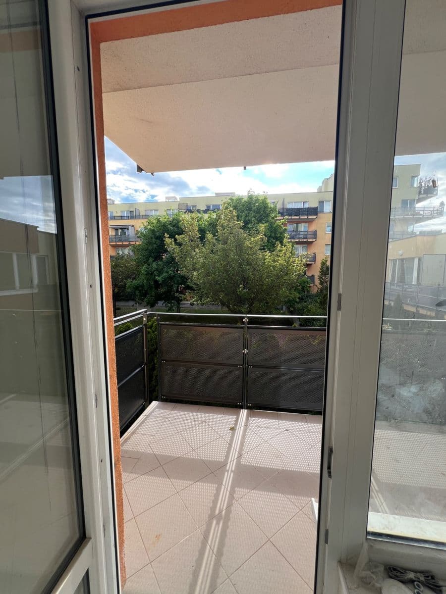 Prodej bytu 2+kk 46 m², Werichova, Praha, Praha Prodej bytu 2+kk 46 m², Werichova, Praha, Praha