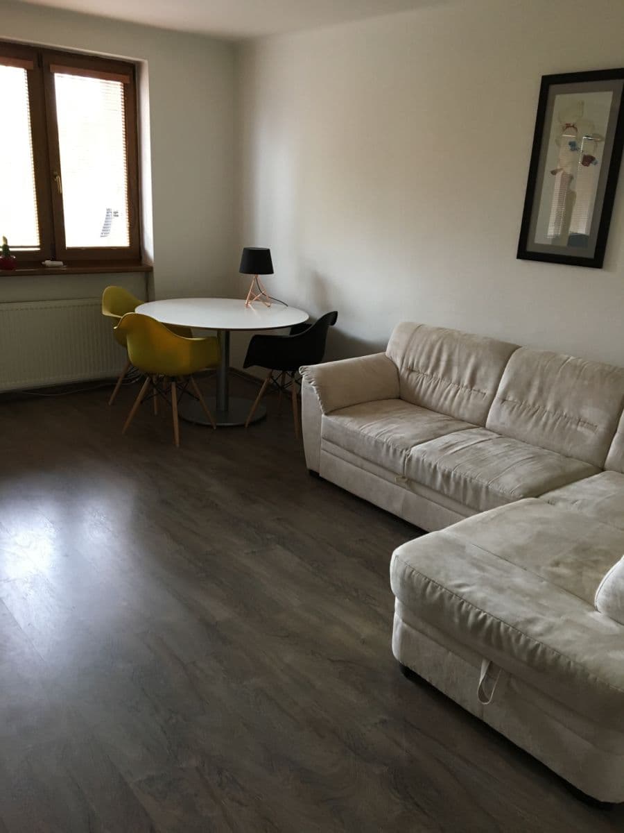 Pronájem bytu 2+1 53 m², Raisova, Plzeň, Plzeňský kraj Pronájem bytu 2+1 53 m², Raisova, Plzeň, Plzeňský kraj